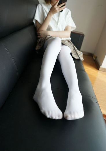 男模的秘密露大基j_十万网红美女美酱