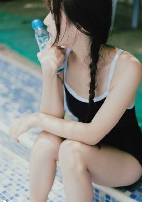 赵丽颖结婚吴亦凡剪发_HD迅雷电影在线