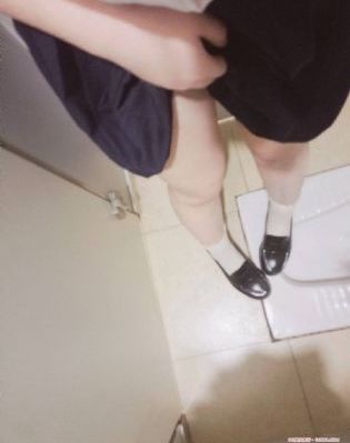 美丽小蜜桃3探寻攻略_剧情片高清完整版