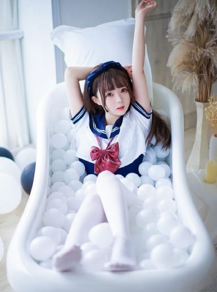 女人18片毛片60分钟翻译_剧情片免费电视剧