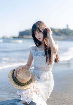 我和老师和朋友的妈妈_4K在线播放